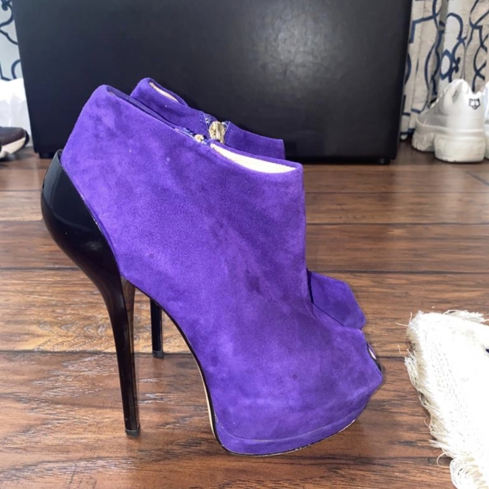 Women's high heels size 35, US 5